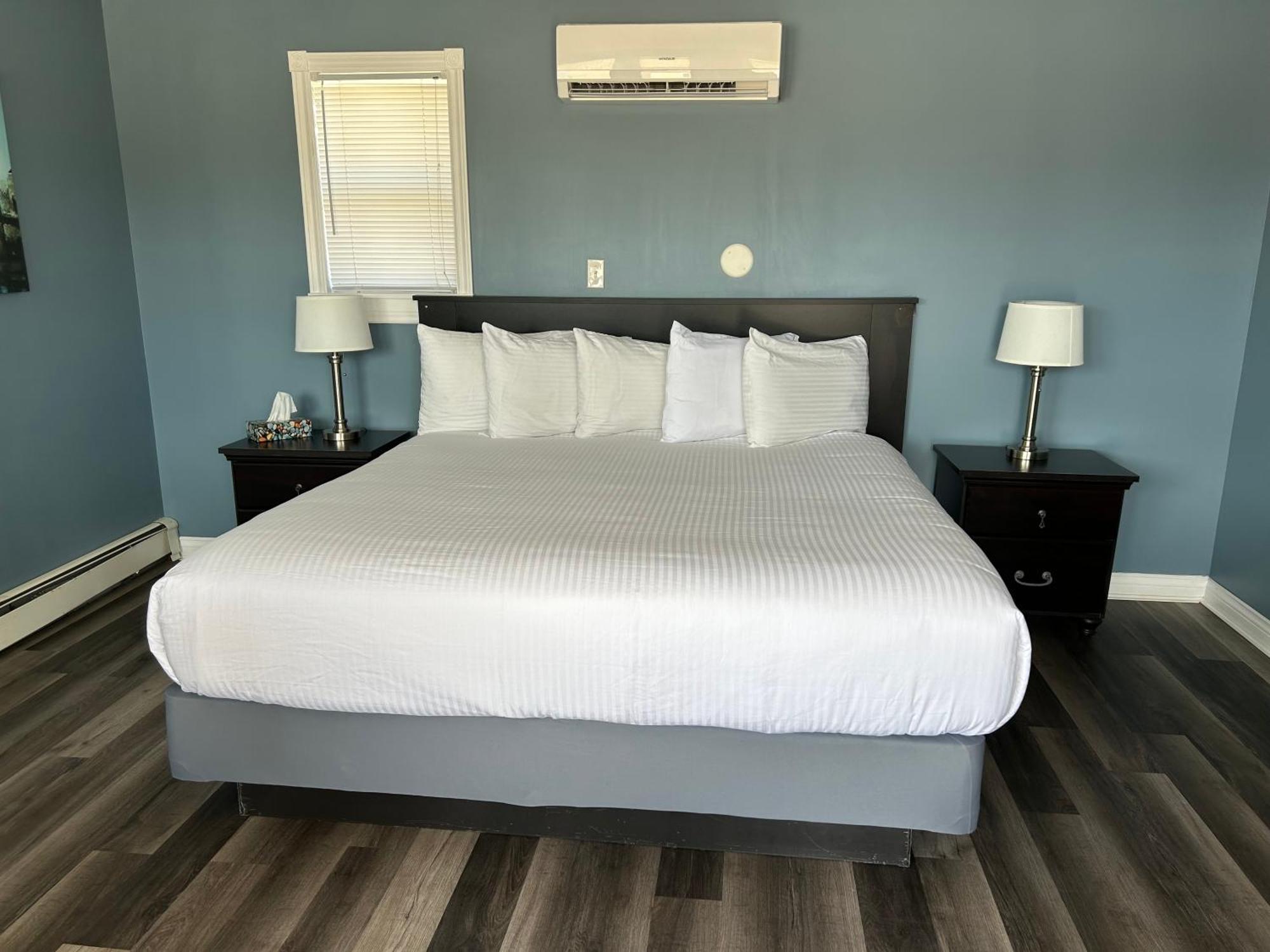Middleton Motel & Suites Экстерьер фото